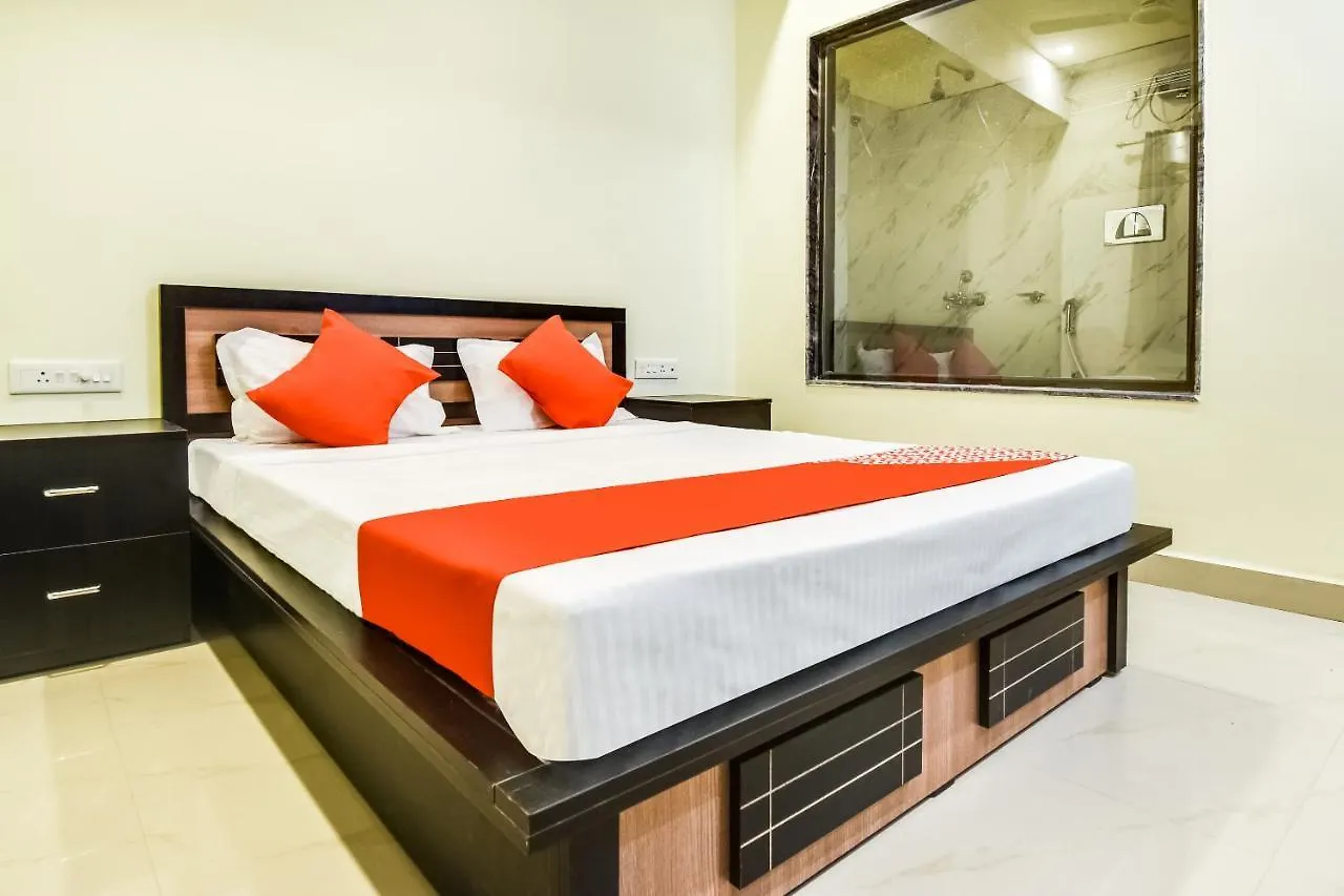 Oyo 786 Hotel Shree Guru Annex Katmandú