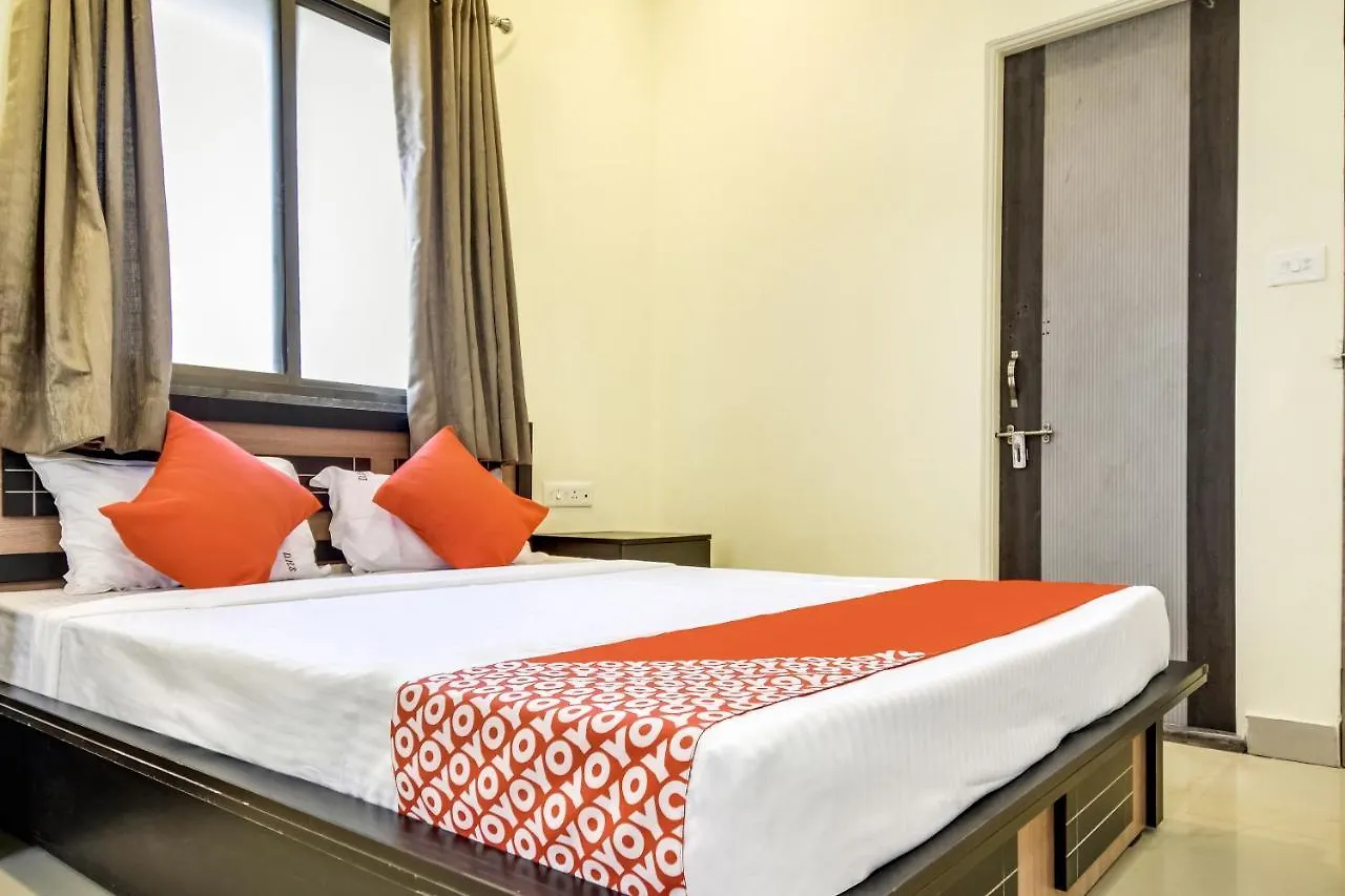 Oyo 786 Hotel Shree Guru Annex Katmandú 3*,  Nepal
