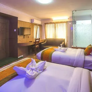 3* Hotel Ace